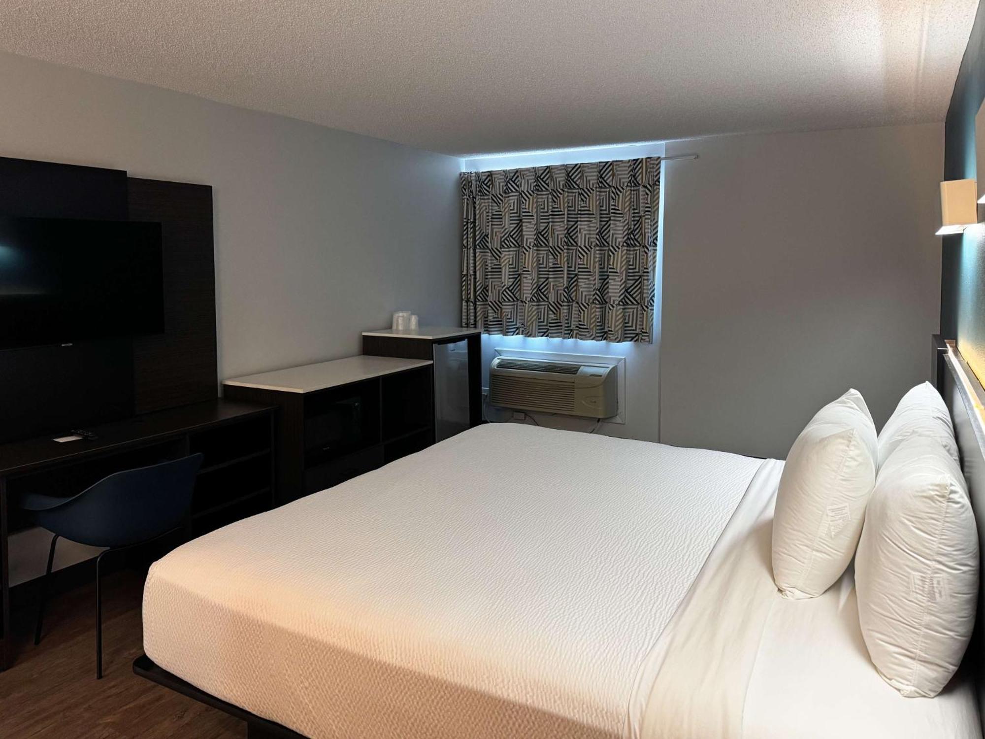 Studio 6 Suites Carson, Ca Bagian luar foto